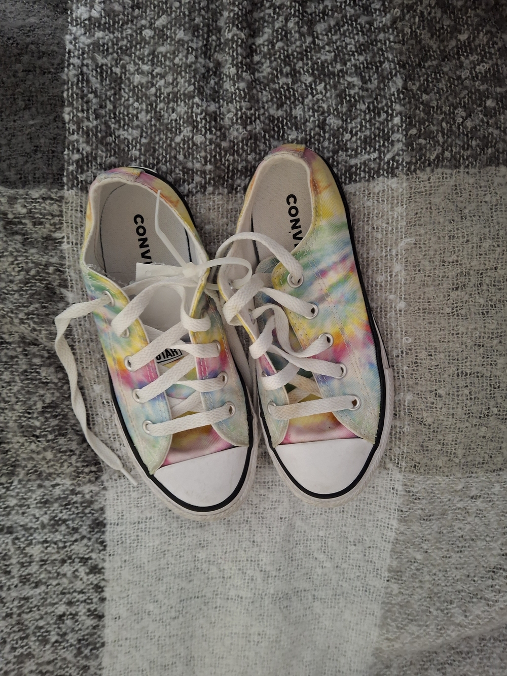 Converse Kids Tie-Dye Low Top Sneakers - White with Rainbow Hues